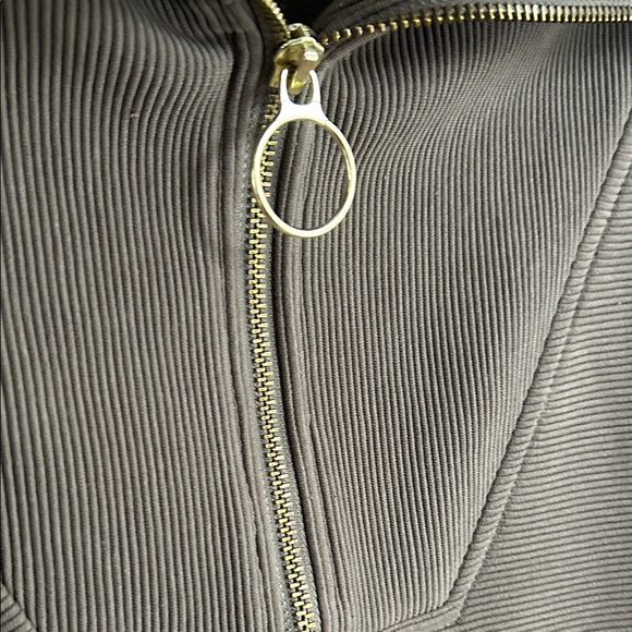 Varley Vine Quarter-Zip Pullover - Picture 5 of 5